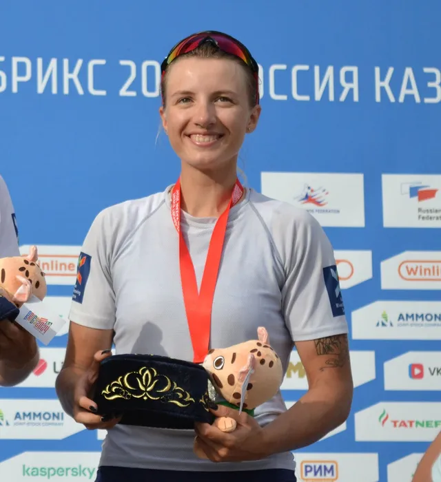 Глазкова